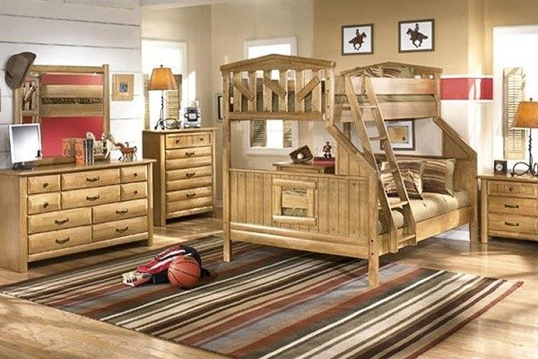 Мебель для ребенка из массива дуба выглядит очень дорого